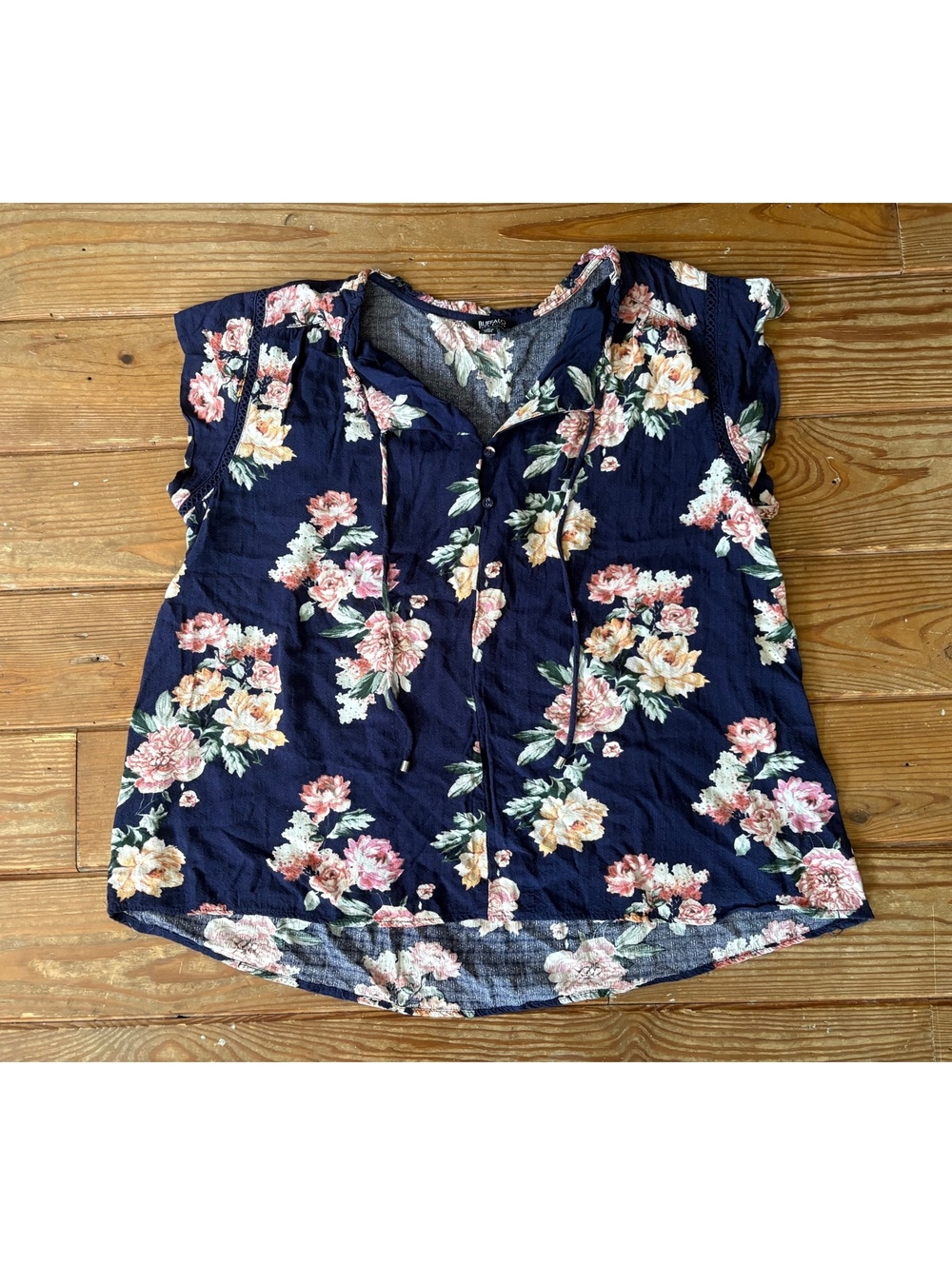 Buffalo David Bitton Women’s XL Navy Floral Peasant Blouse Short Sleeve